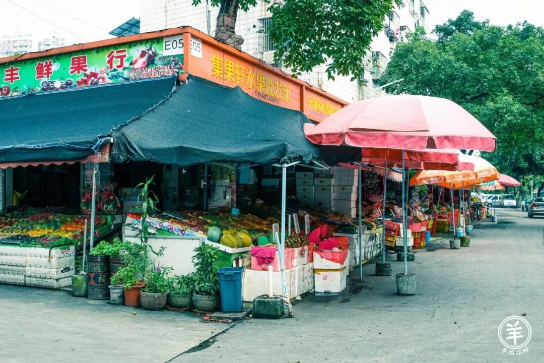 广州比较便宜批发市场「最新衣服批发商的进货渠道」