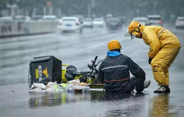 摆地摊卖什么比较好卖,2021最畅销的5个摆摊产品,卖什么比较好卖