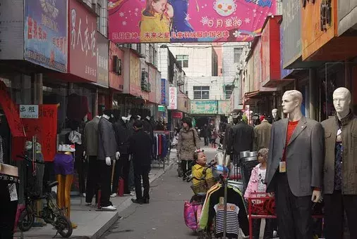 便宜好质量的服装货源在哪里找,盘点女装哪里进货上档次又不贵,便宜好质量的服装货源