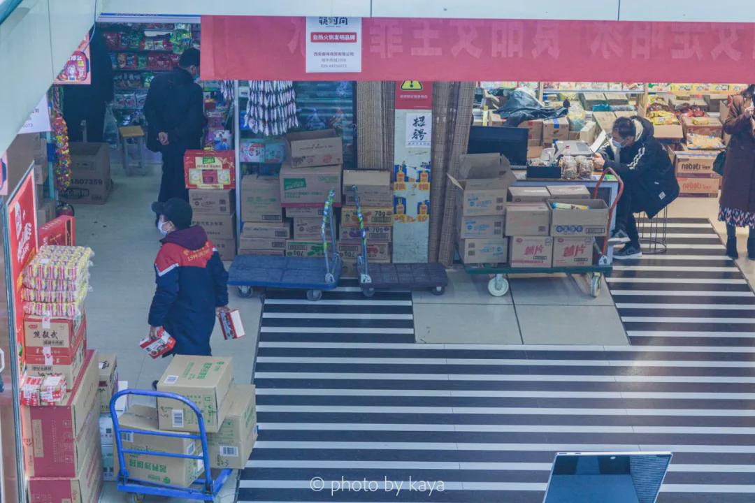 进口零食批发进货渠道,进口小吃批发市场在哪里,进口零食批发