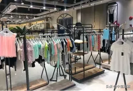 哪里批发儿童服装质量好,盘点童装加盟店10大品牌,哪里批发儿童服装