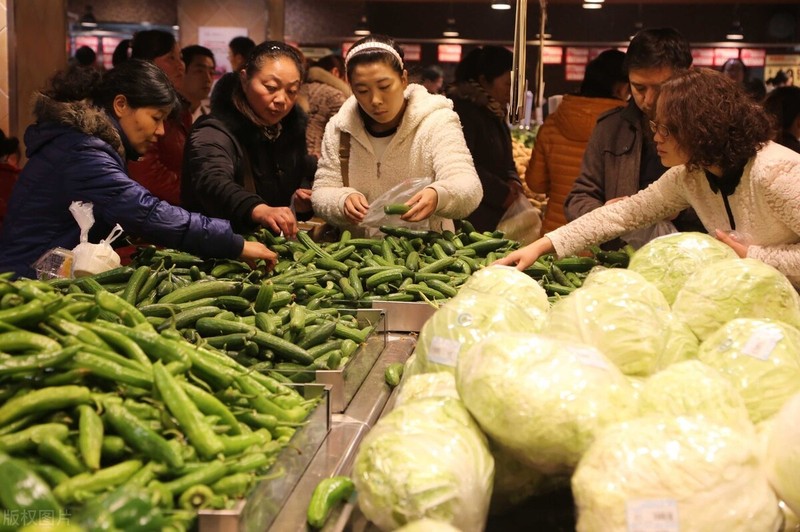 女人开什么店可以赚钱投资小,2021年别人想不到的生意推荐,开什么店可以赚钱