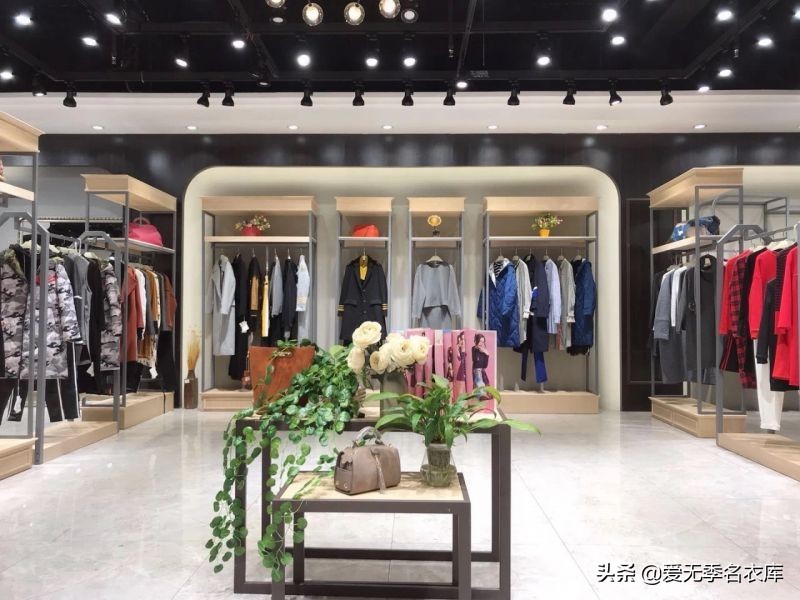 网店卖衣服货源怎么找,服装新手必备拿货技巧,网店卖衣服货源