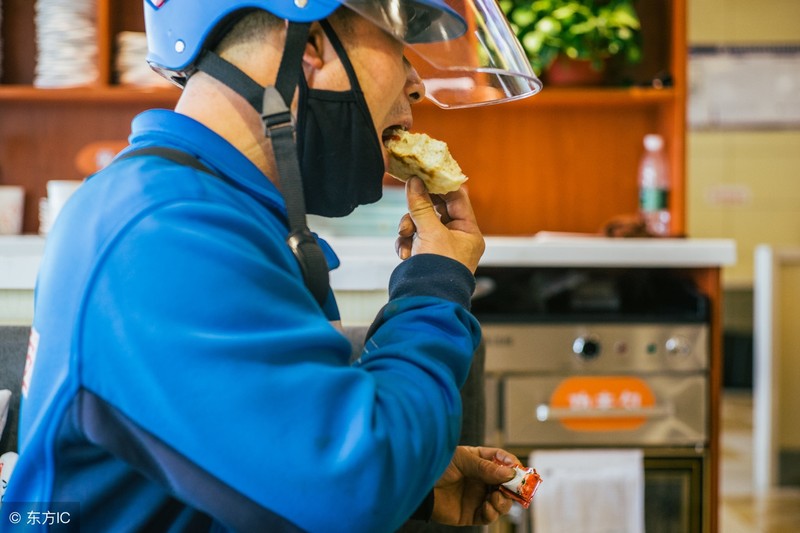 饿了兼职送餐员工资怎么样,揭秘外卖员的真实收入,送餐员工资怎么样