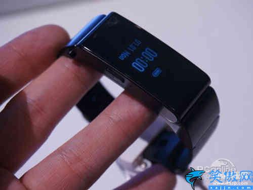 华为智能手表怎么调时间,华为TalkBand B2手环调时间方法